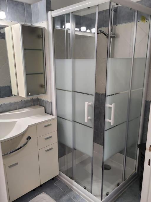 Appartement Ambassadeur Menton Exteriér fotografie